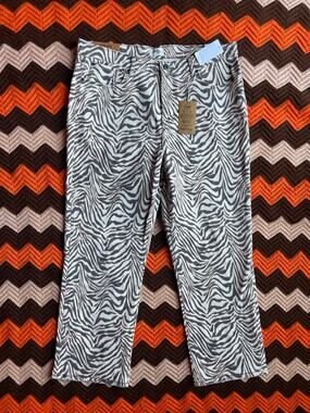 NWT Kensie High-Rise Jeans Brown and White Zebra Print Jeans sz 14 x 32